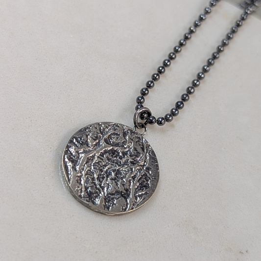 ANNE MORGAN - Moonlens plain silver / ox on ball chain 18"