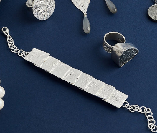 ANNE MORGAN-  Moonscape square silver bracelet