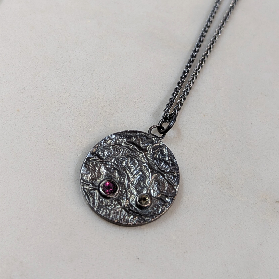 ANNE MORGAN - Moonlens with garnet and citrine necklace