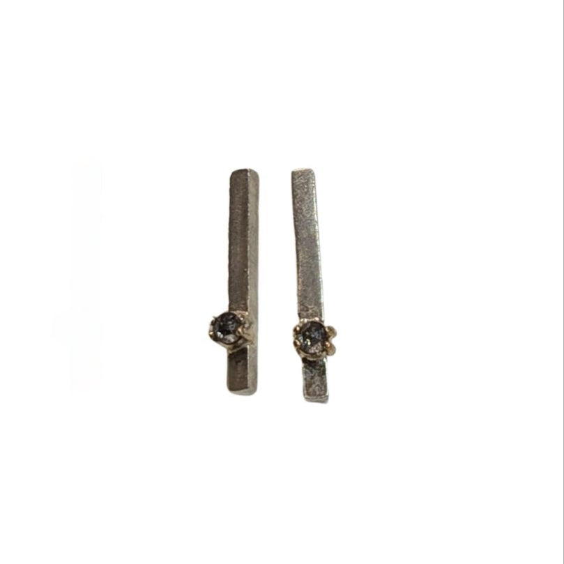 LUCY BURKE - Mini silver bar studs with grey dias and 9ct yg setting