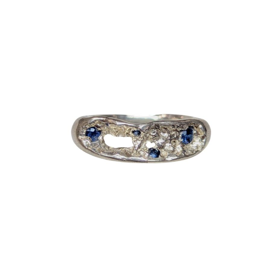 CLAIRE QUICK - Beneath the Surface -Silver & Multiple Blue Sapphire ring