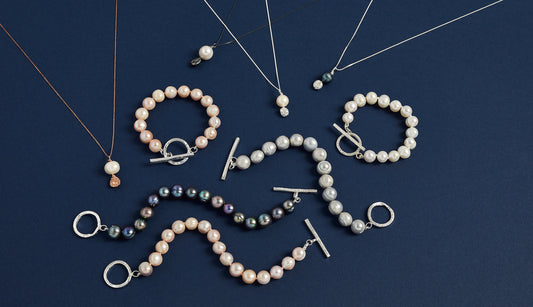 ANNE MORGAN - Single Moondot Pearl sterling silver pendant