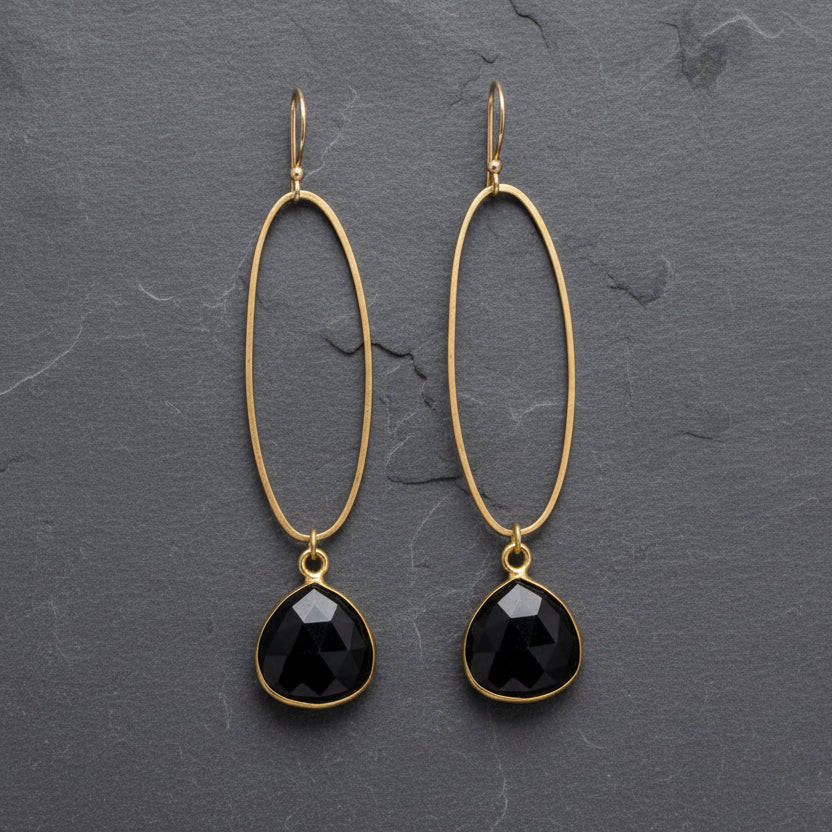 ANNE MORGAN - Oval large gold plated earrings with onyx drop