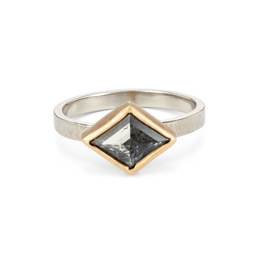 ANNE MORGAN - Rose Cut Kite Diamond Ring