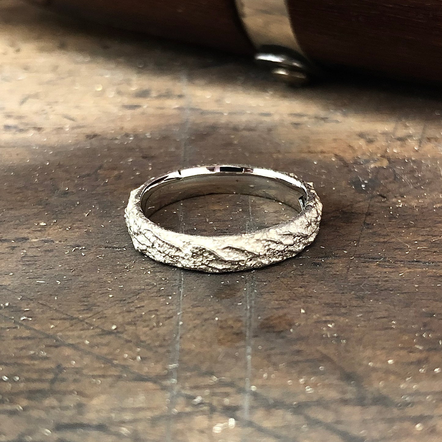 WOODENGOLD- Sterling Silver White Mountain Ring 3.5mm