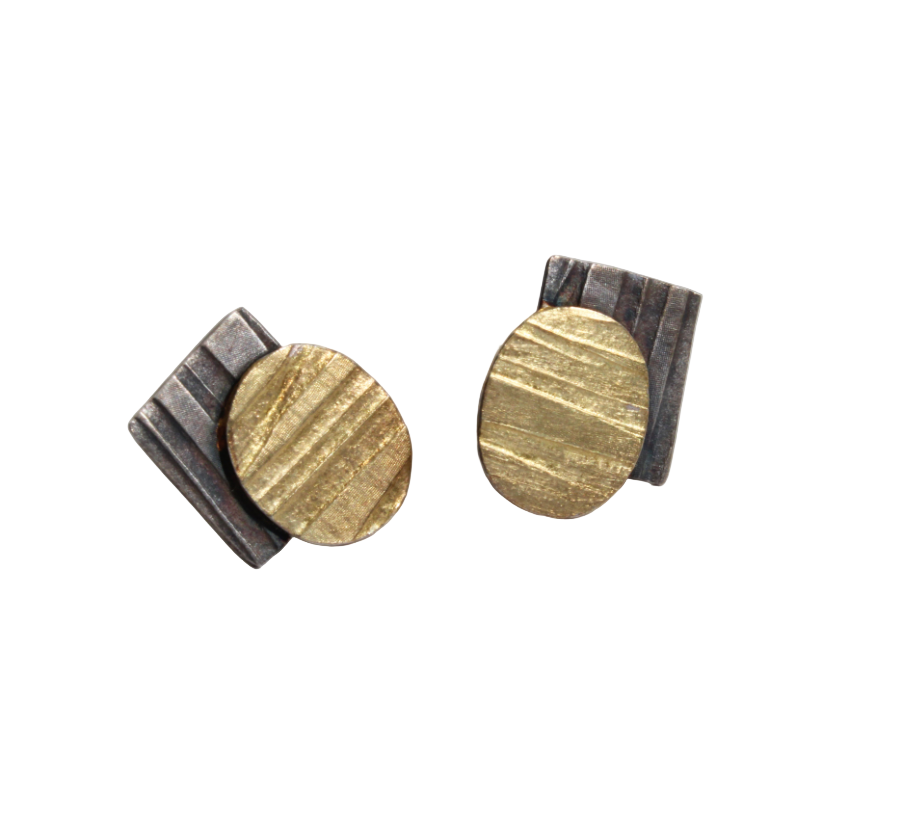JESSICA BRIGGS - Small layered oval gold studs