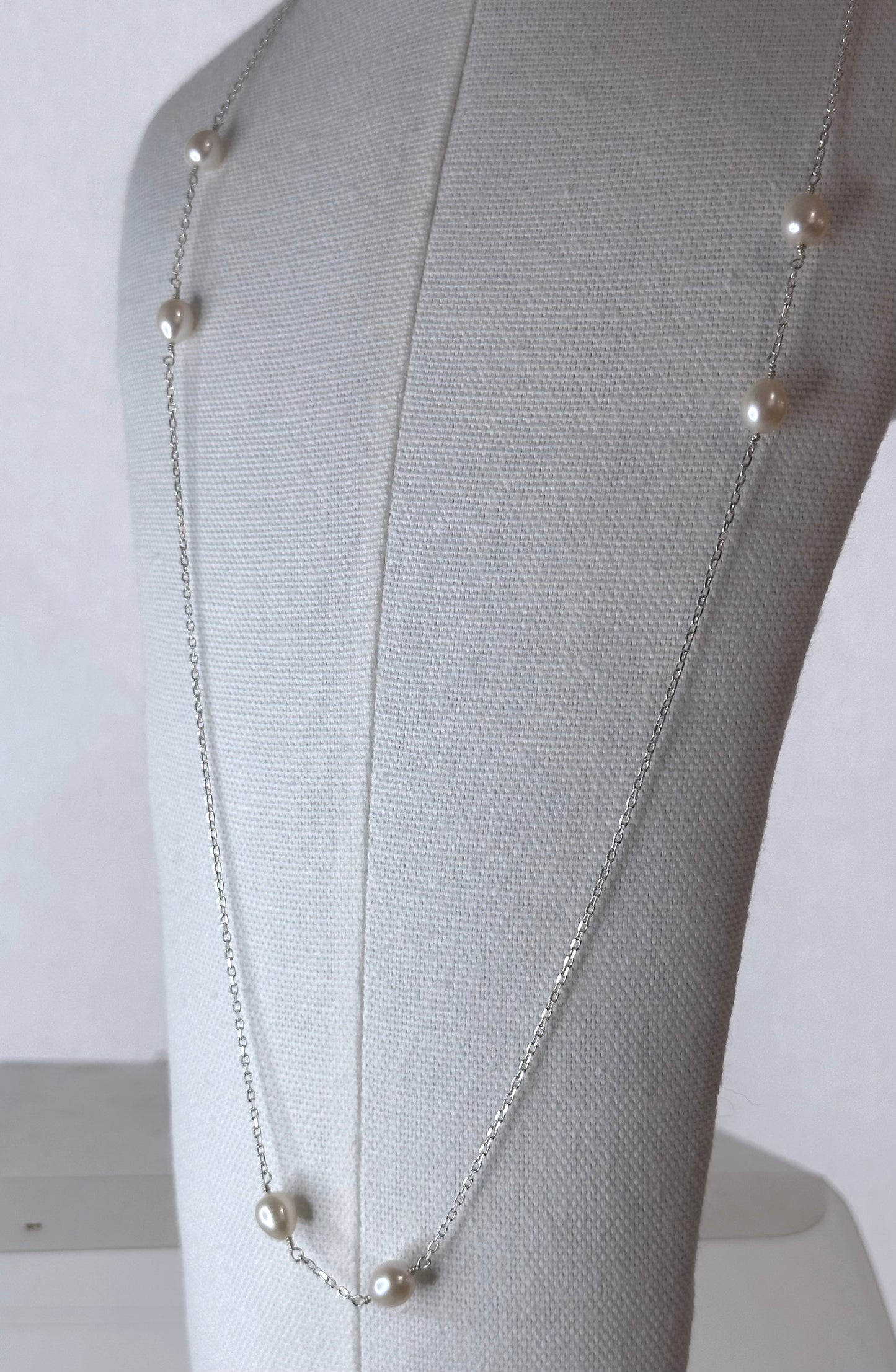 DUXFORD STUDIOS - Long Pearl Heartbeat Necklace