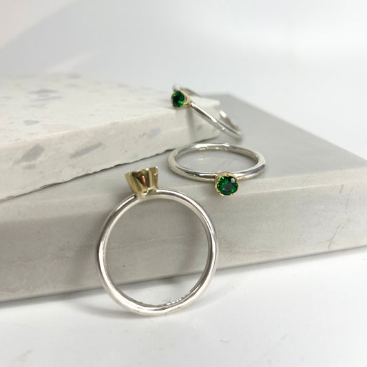 KATE HODGSON - 9ct White & Yellow Gold Flower Set Tsavorite Ring