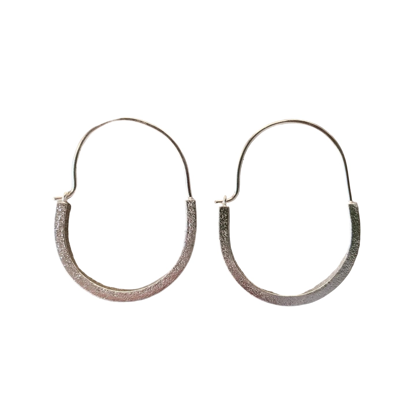 LUCY THOMPSON - BAR Basket Hoops, Small - Sterling Silver