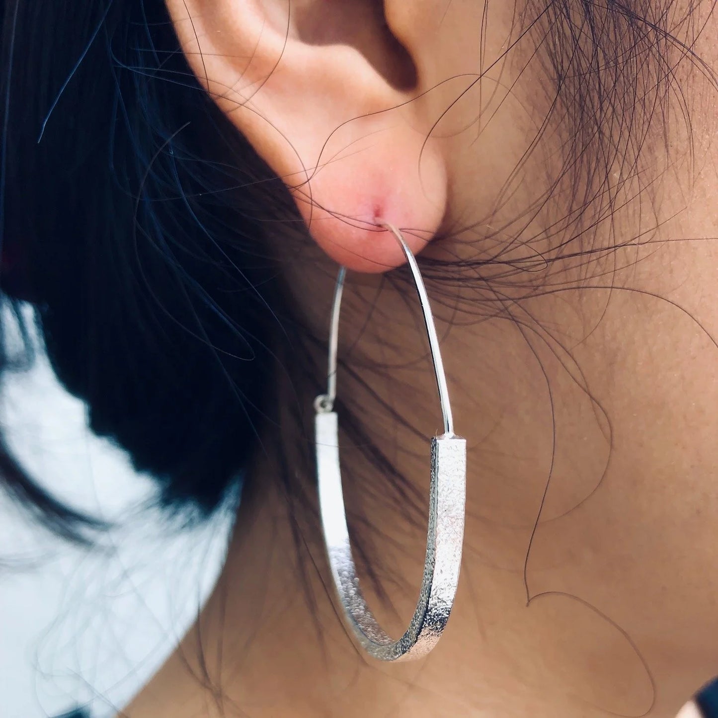 LUCY THOMPSON - BAR Basket Hoops, Large - Sterling Silver