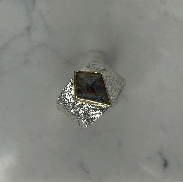 ANNE MORGAN - Luna Ring with Kite rose cut diamond in silver and 18ct