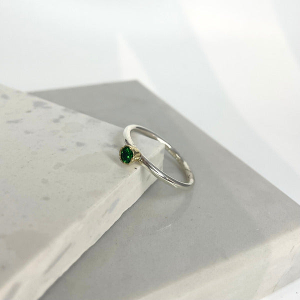 KATE HODGSON - 9ct White & Yellow Gold Flower Set Tsavorite Ring