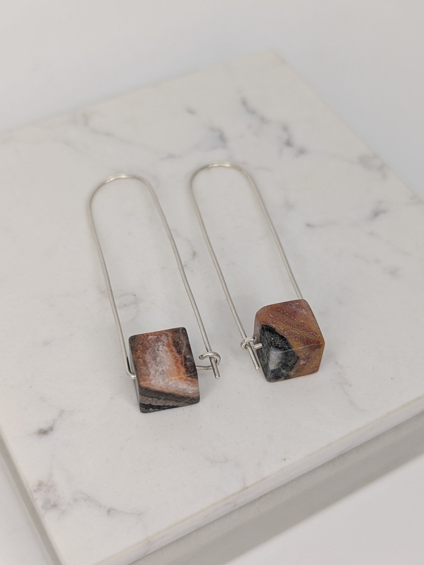 LUCY BURKE - Long hooked earrings with Andean opal cube
