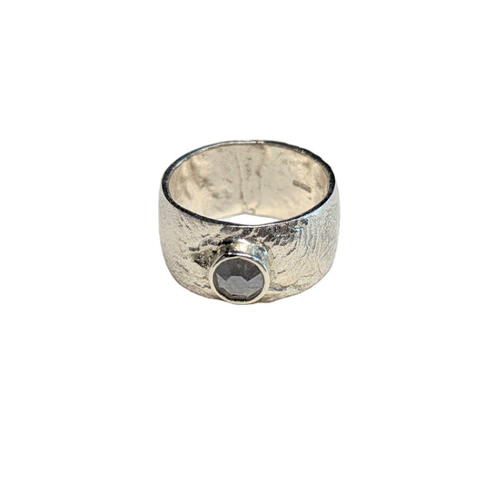 ANNE MORGAN - Orb diamond ring 9ct white gold with salt & pepper