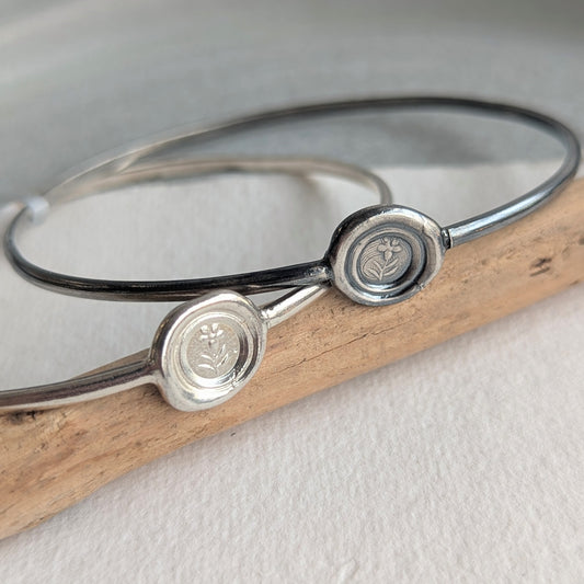 ANNE MORGAN - Swyn Bach Flower Bangle
