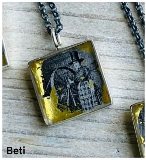 STORY AND STAR - Welsh lady pendant