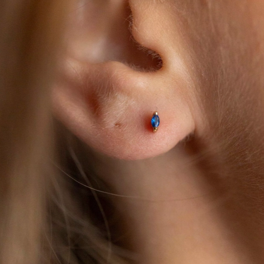 CLAIRE HILL - Sapphire Cubic Zirconia Gold Labret Earring