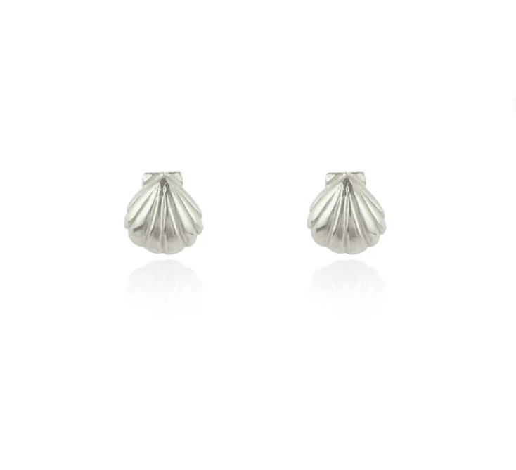 MOMOCREATURA - Shell Stud Earrings