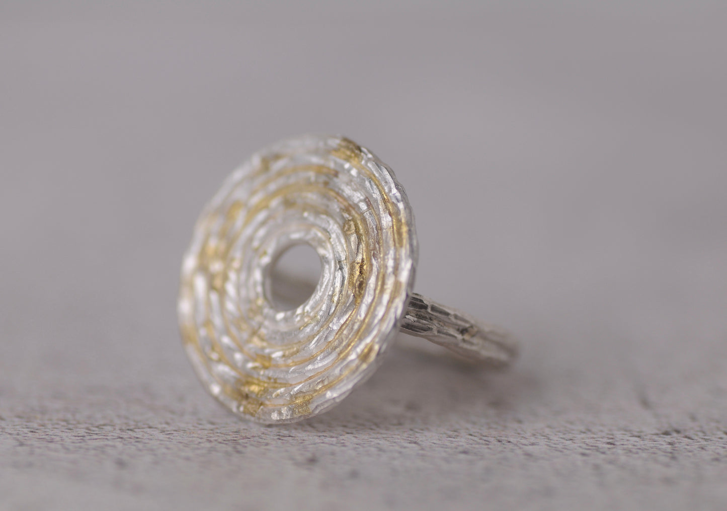 Flux Whirl orb ring