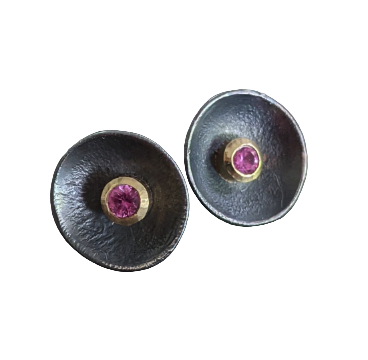 SHIMARA CARLOW Oxidised daisy studs with pink tourmaline