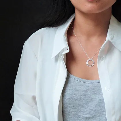 ELIN HORGAN Double circle necklace, silver
