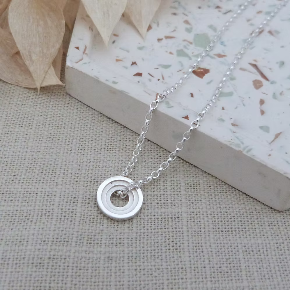 ELIN HORGAN - Artemis Circle Necklace, Silver