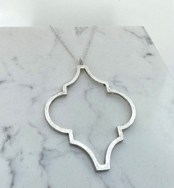 VAESSEN WALKER - 34 PALACE PENDANT SILVER