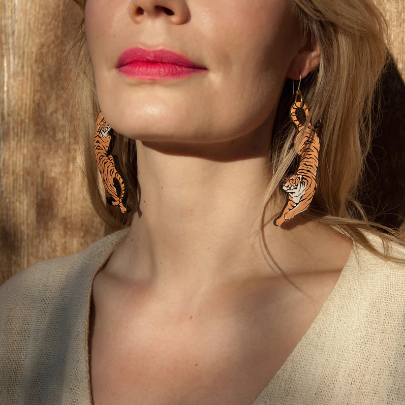 ROSITA BONITA - Exotica Leaping Tiger Earrings - papaya