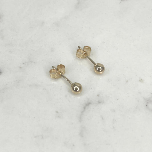ANNE MORGAN - Classic 14ct yellow gold studs