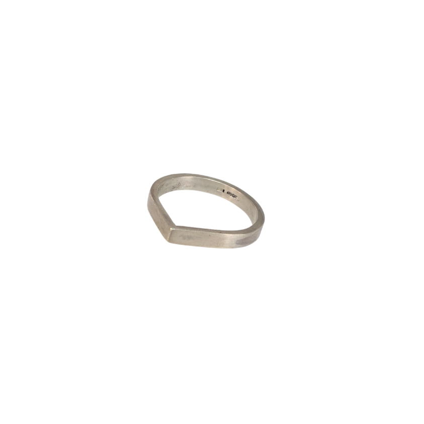 LUCY BURKE - Tear drop ring
