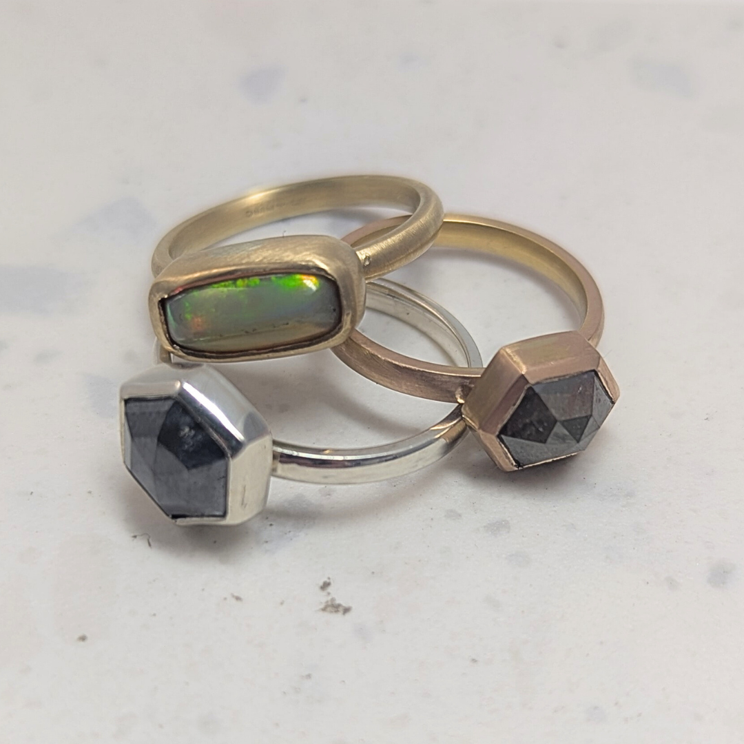 ANNE MORGAN - 18ct red gold hex diamond ring