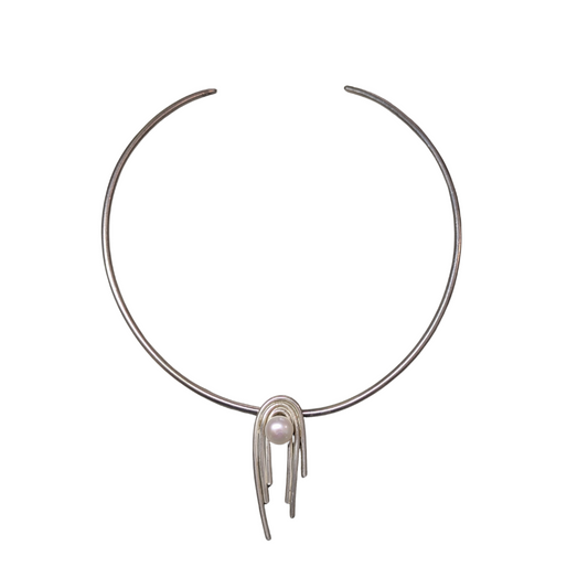 ANNE MORGAN - Athena Arched three wires middle pearl on Silver cable