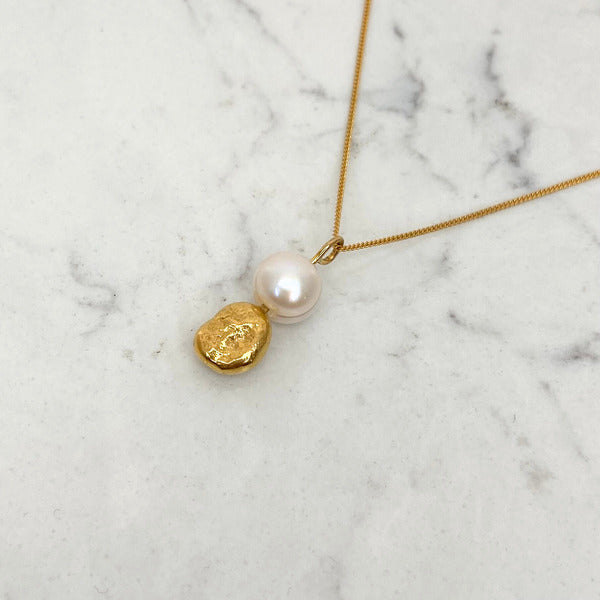 ANNE MORGAN - Moondot Drop Single Pearl Necklace gp