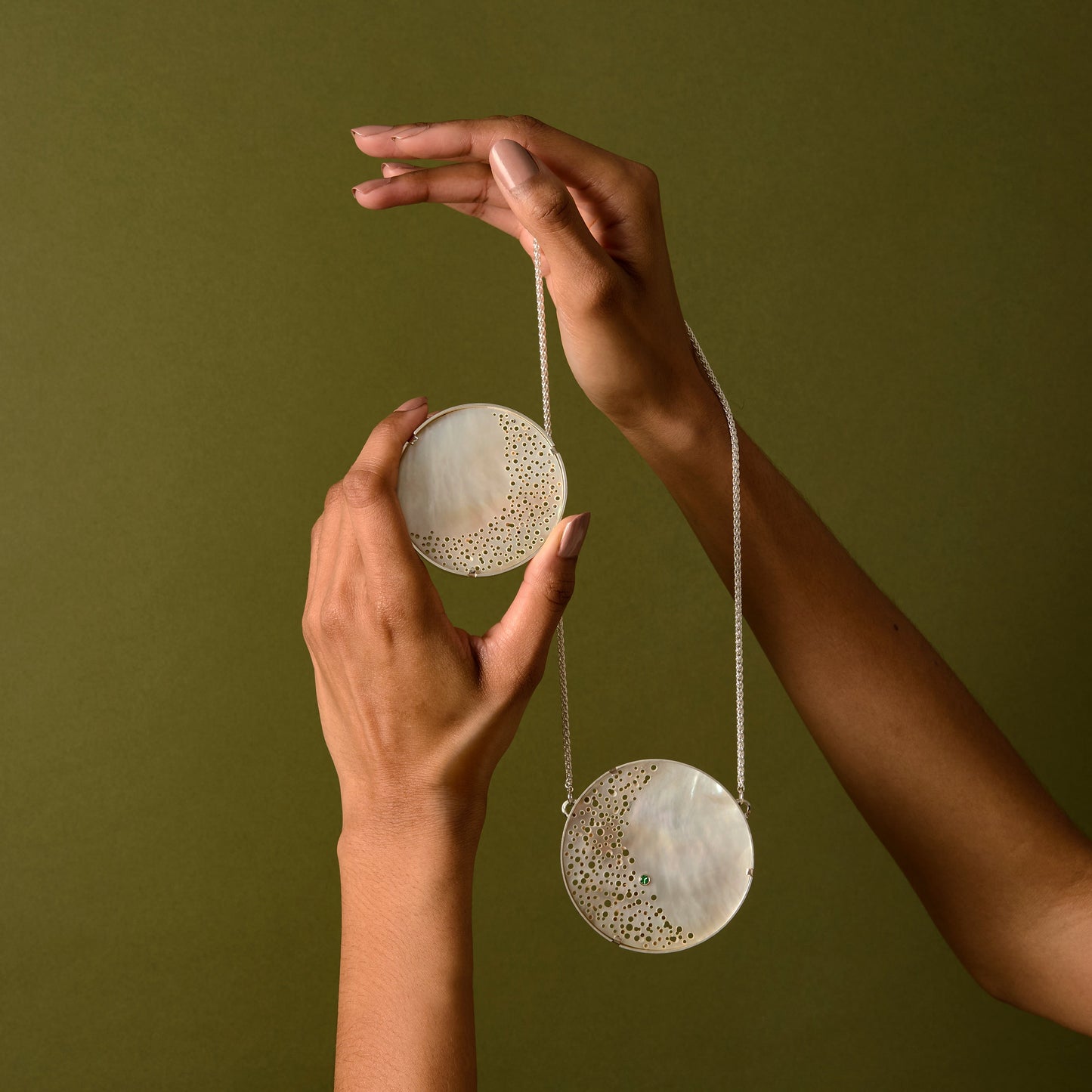 ANNE MORGAN - Seren-Y-Mor Mother of Pearl erosion pendant on silver chain, with aquamarine