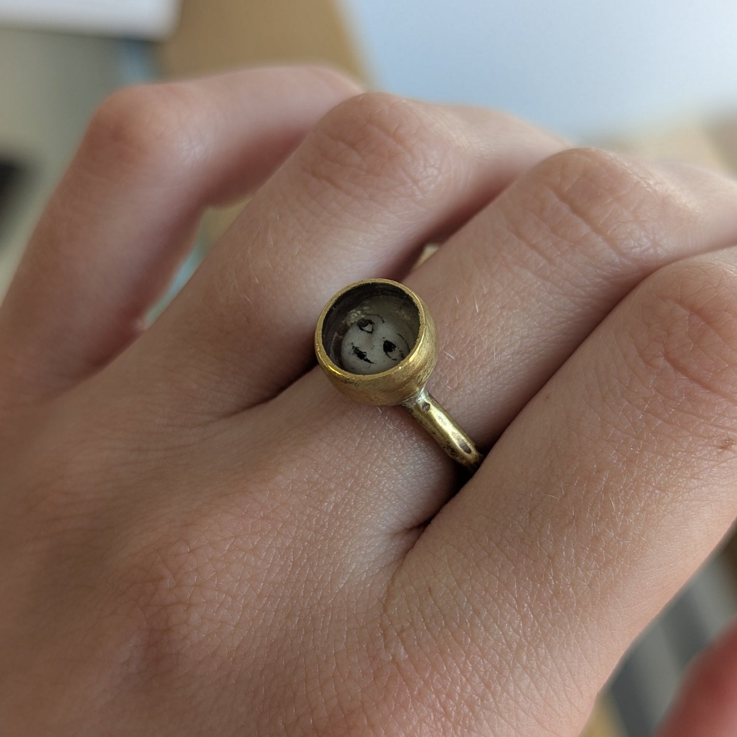 RACHEL LARKINS - Tiny Face Ring