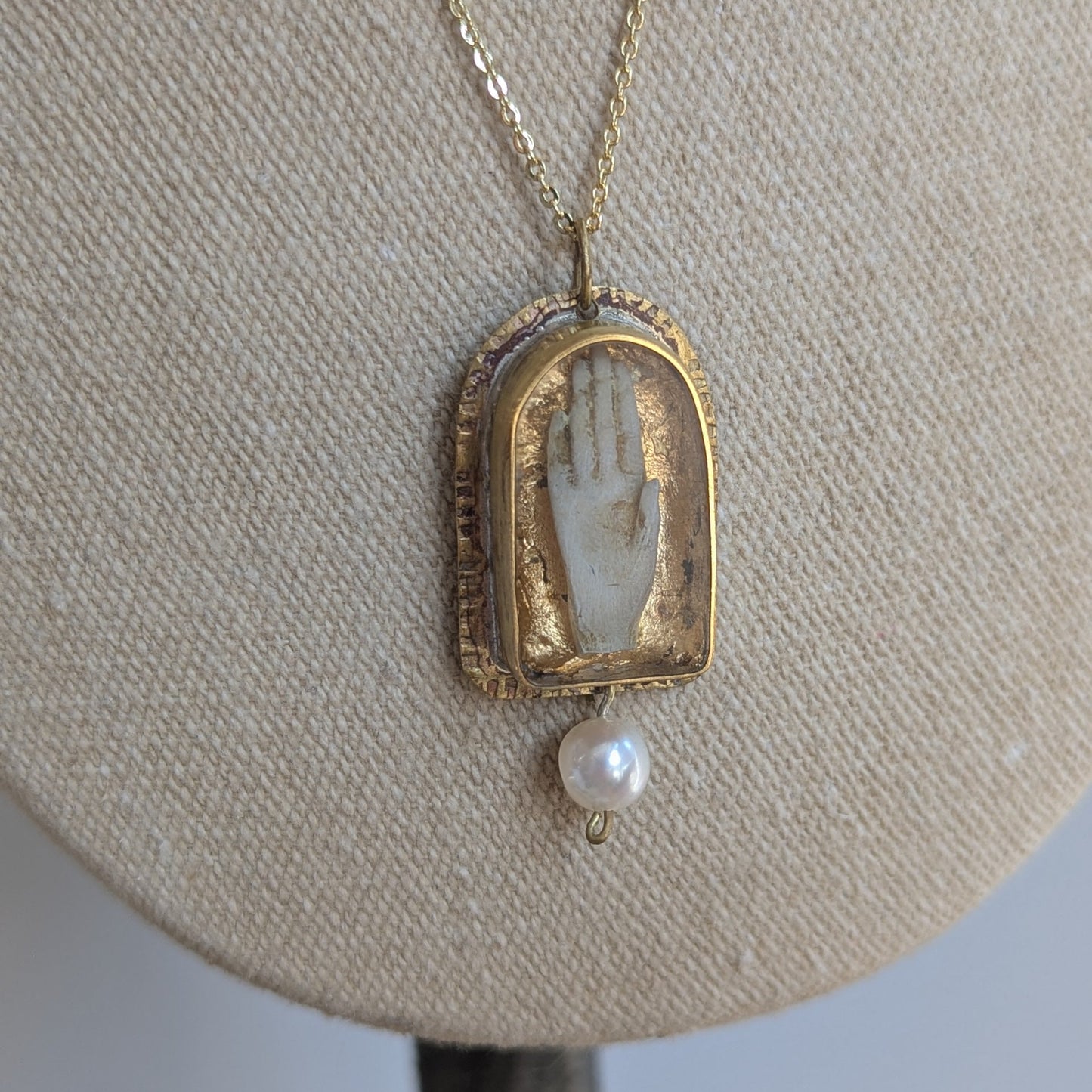 RACHEL LARKINS - Arch Hand Pendant