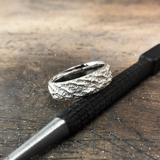 Woodengold - Sterling Silver White Mountain Ring 7mm