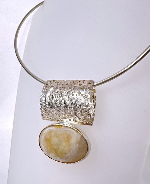 ANNE MORGAN - Druzy torque necklace