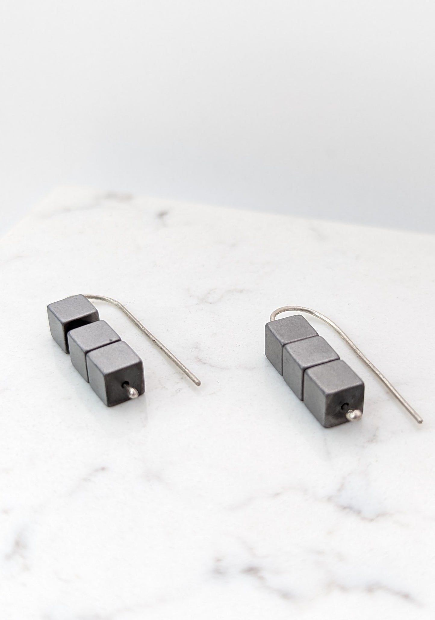 LUCY BURKE - Hematite Cube Hook Earrings