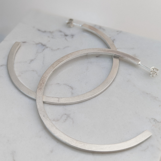 LUCY BURKE - C shaped large brushed silver hoops