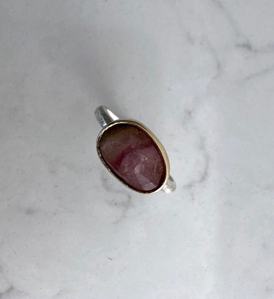 AM R55b Lizzie Ring 18ct y/g & sil with pink tourmaline