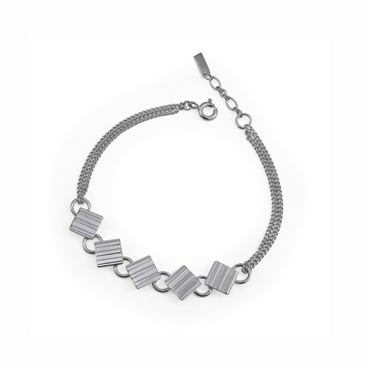 CARA TONKIN - Metropolis Skinny Chainmaille Bracelet - Silver