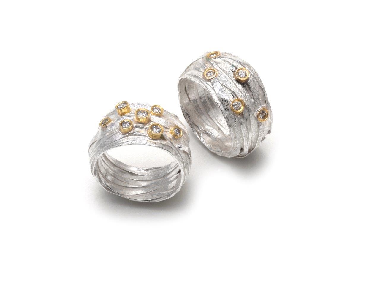SHIMARA CARLOW - Silver Wrap Ring With 5 Diamonds