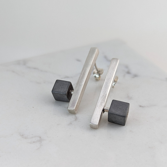LUCY BURKE - Bar Studs with Hematite Cubes, Sterling Silver