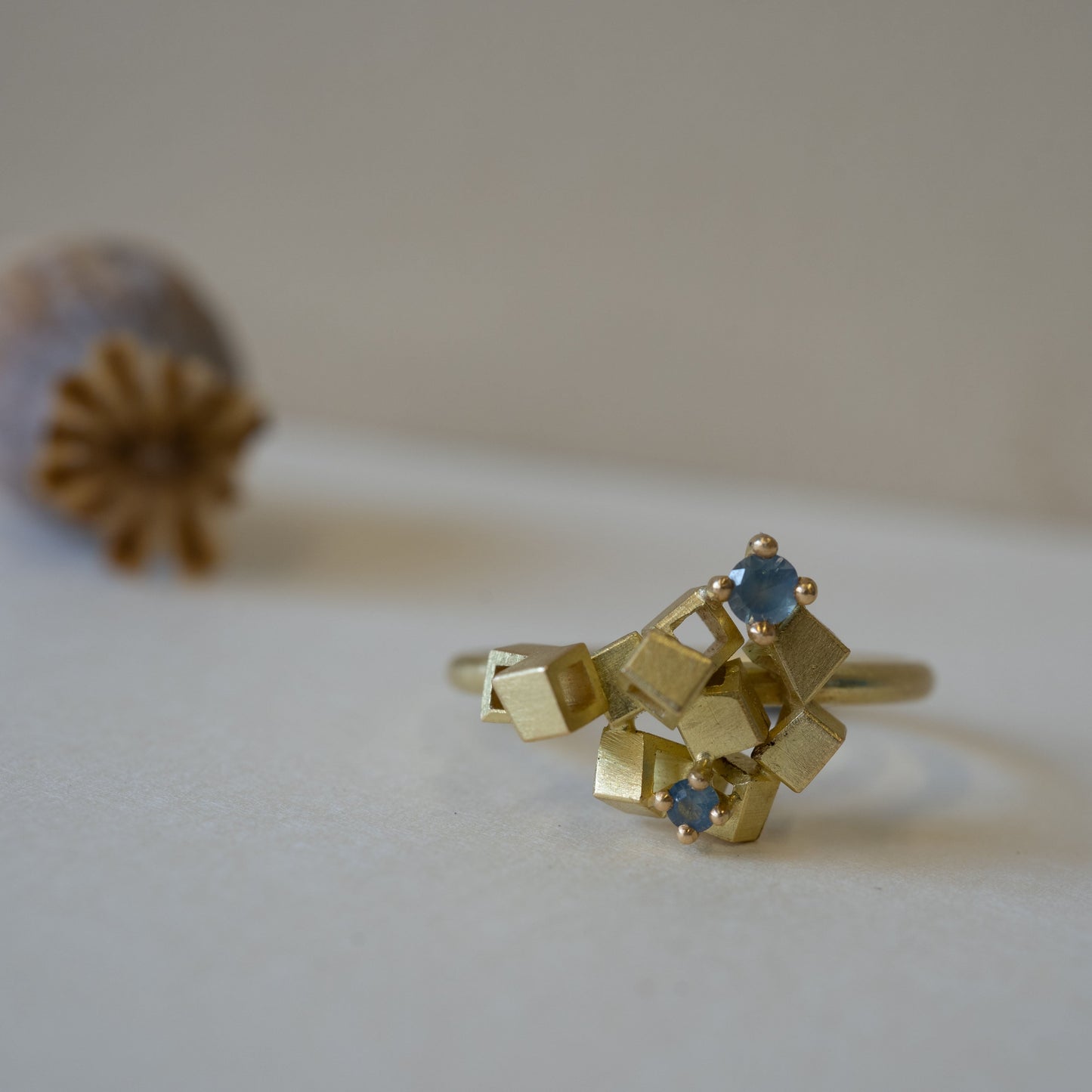 ALMA SOPHIA - Ocean Treasure Cluster Ring - 18ct Yellow Gold, Sapphires