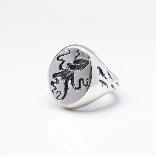 CHRIS HAWKINS JEWELLERY - Octo Signet Ring