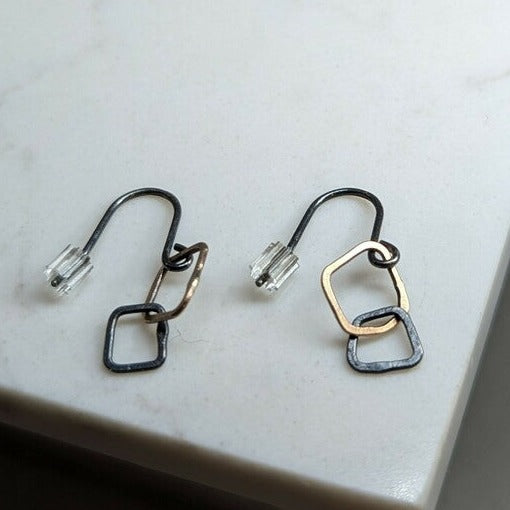 BEA JARENO  Indian summer two link hook earrings in recycled oxidised sterling silver with 9ct yellow links