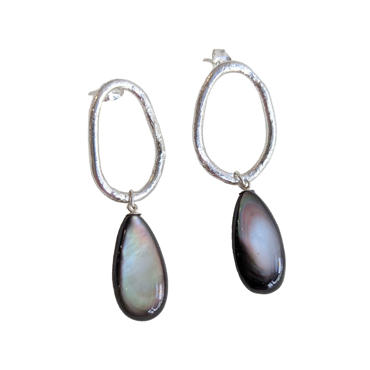 ANNE MORGAN - Moonlink Studs With Black Mother of Pearl Shell