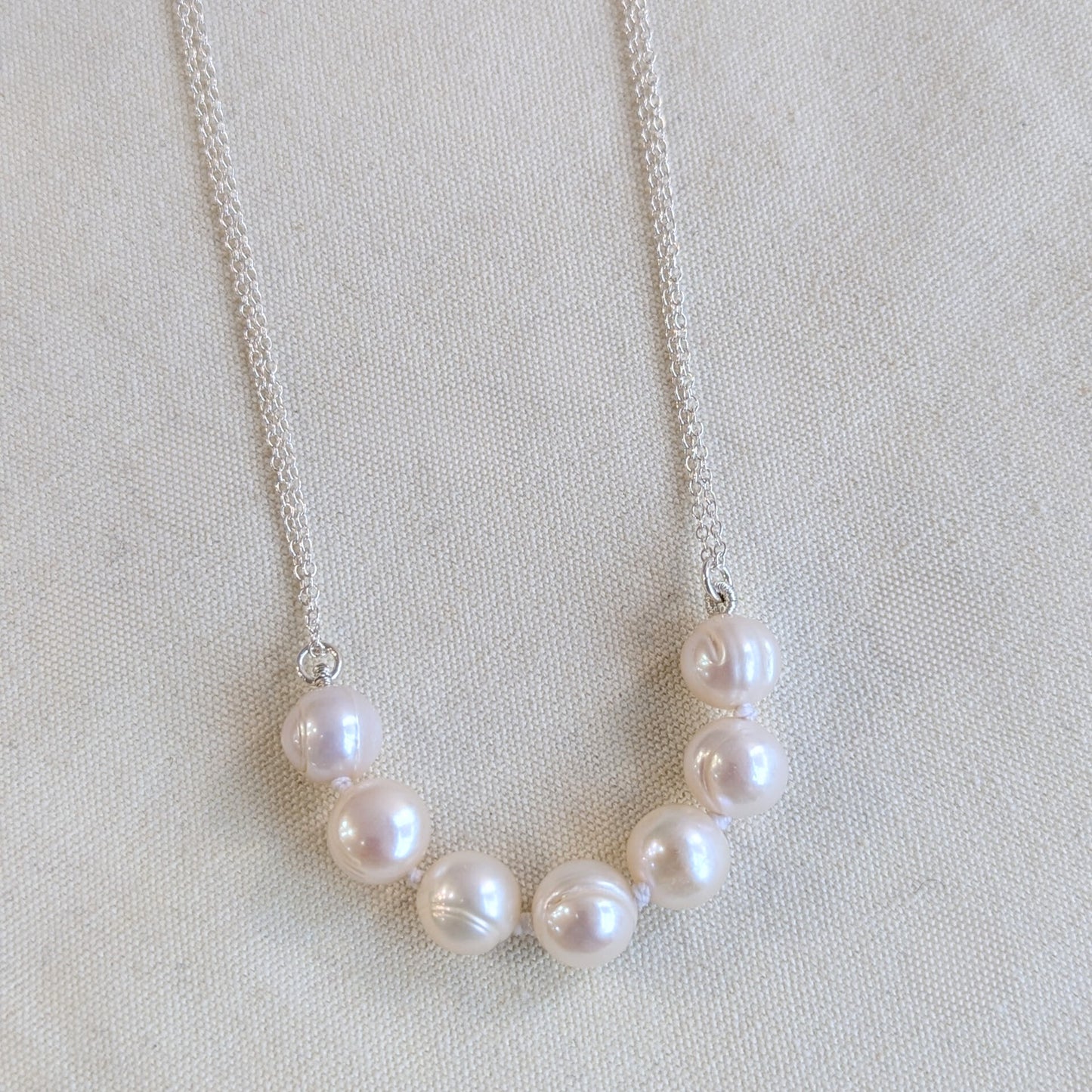 ANNE MORGAN - Half moon 7 pearl necklace with sterling silver double chain 16''