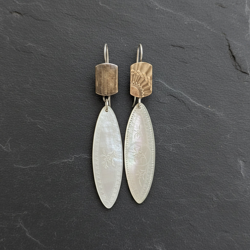 ANNE MORGAN - Eliza - Vintage Cufflink Earrings with Oval Mother of Pearl